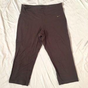 Nike Dry Fit small crop leggings